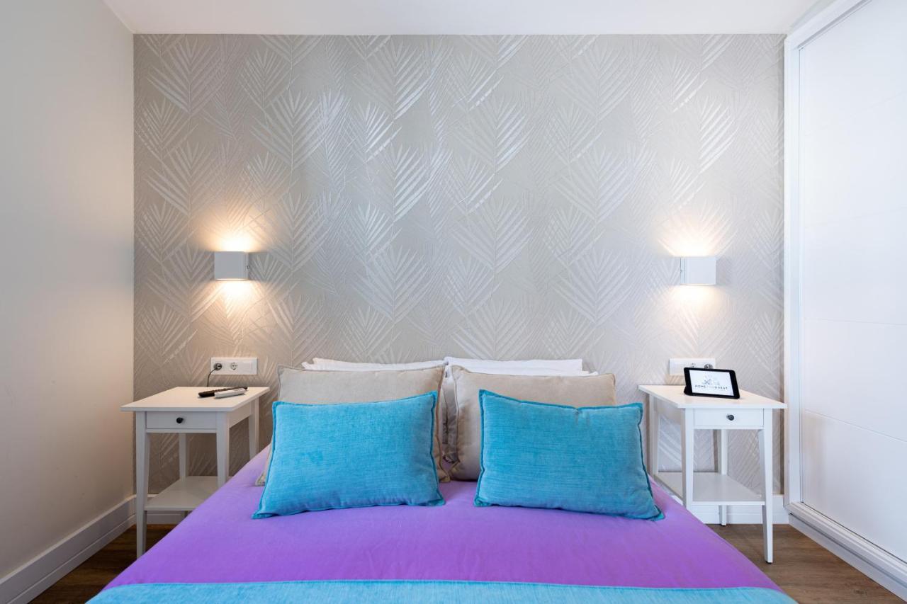 Homeforguest Modern And New Beachfront Apartment ลาโอลีวา ภายนอก รูปภาพ